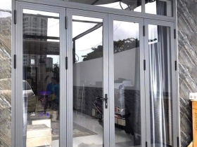 Đơn vị làm nhôm kính giá rẻ uy tín tại Bình Tân